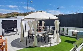 Bajo Con Jardin En Primera Linea De Playa
